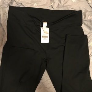 Fabletics Plus size leggings